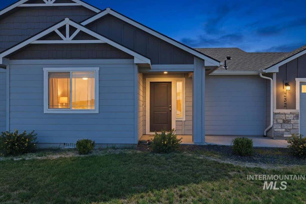 Photo of 232 Stagecoach AVE, Fruitland, ID 83619 (MLS # 98989286)