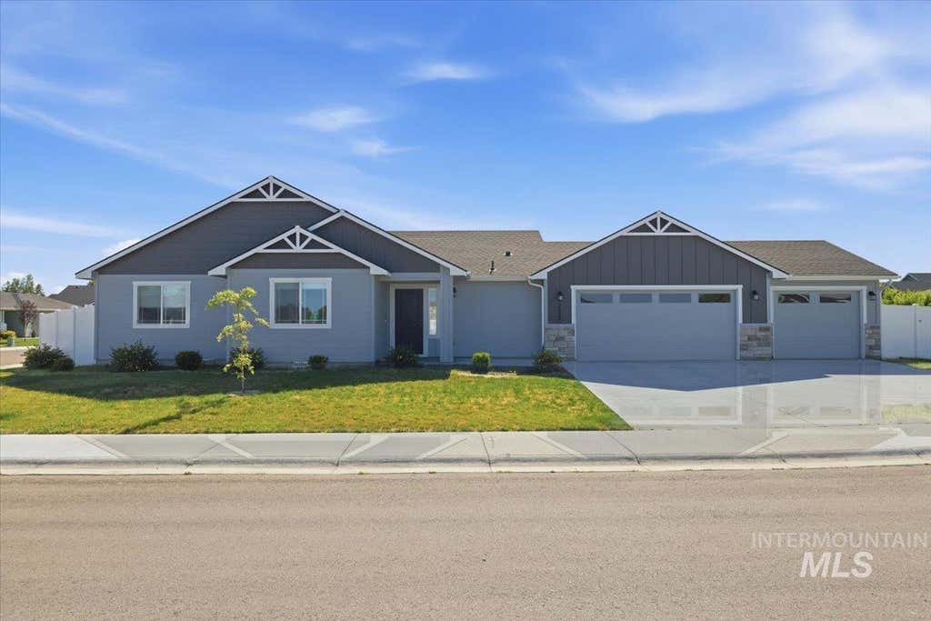 Photo of 232 Stagecoach AVE, Fruitland, ID 83619 (MLS # 98989286)