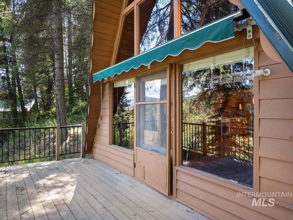 Photo of 3 Lyons Lane, Smiths Ferry, ID 83611 (MLS # 98990987)