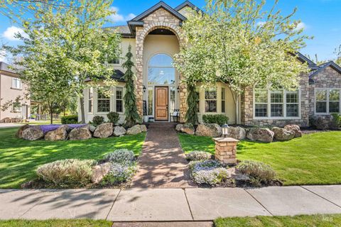 Photo of 1177 E Riversong Dr, Eagle, ID 83616 (MLS # 98982426)