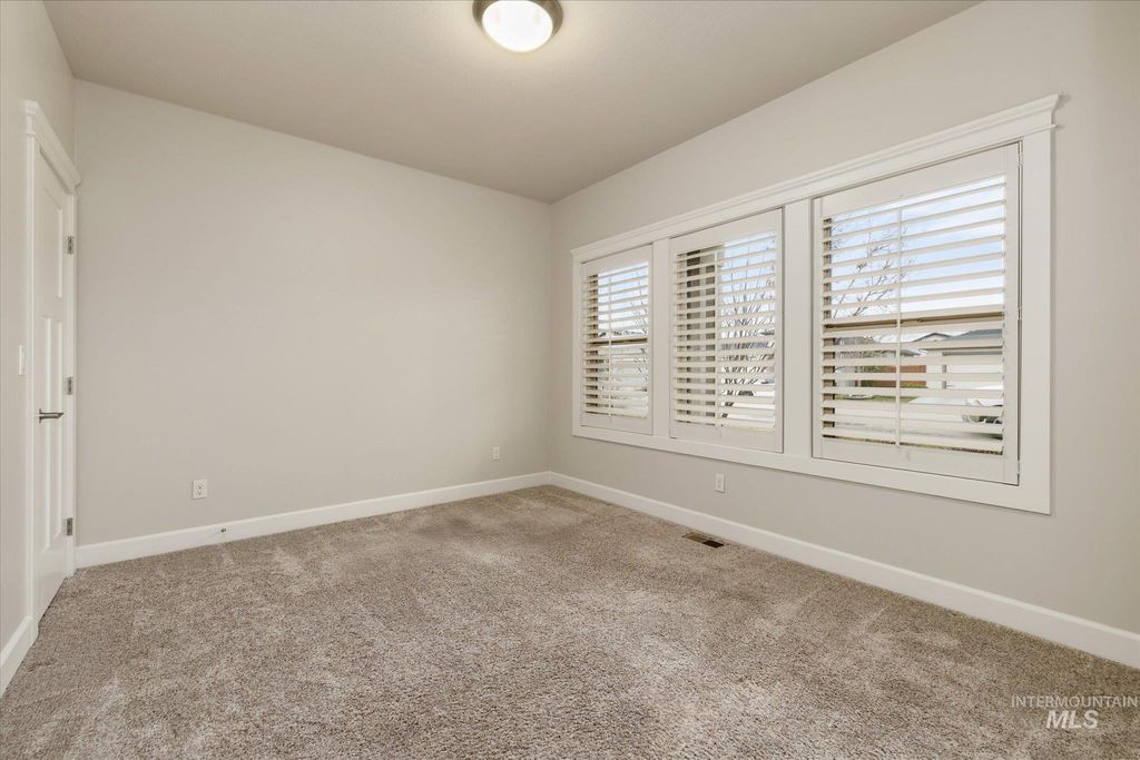 Photo of 9805 W Wildbranch Dr, Star, ID 83669 (MLS # 98978084)