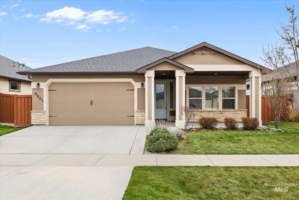 Photo of 9805 W Wildbranch Dr, Star, ID 83669 (MLS # 98978084)