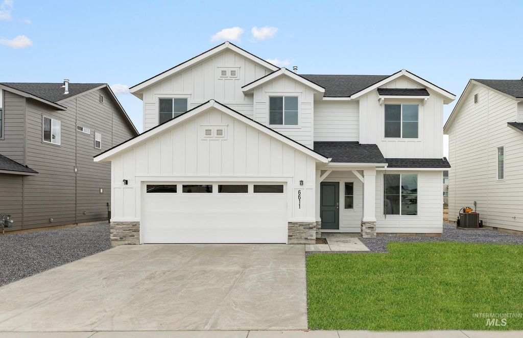 Photo of 6611 W Redwood Creek Dr, Meridian, ID 83646 (MLS # 98979229)
