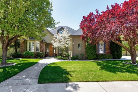 Photo of 2537 W Piazza Dr, Meridian, ID 83646 (MLS # 98945532)