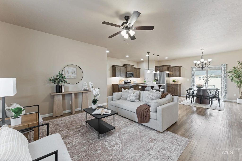 Photo of 1001 13th Street, Rupert, ID 83350 (MLS # 98979103)