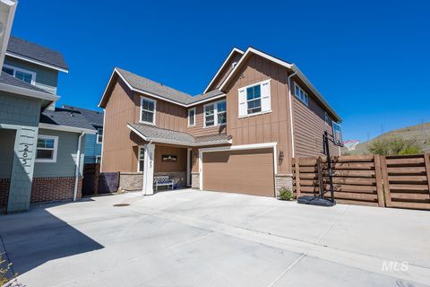 Photo of 2845 S Barnside Way, Boise, ID 83716 (MLS # 98982195)