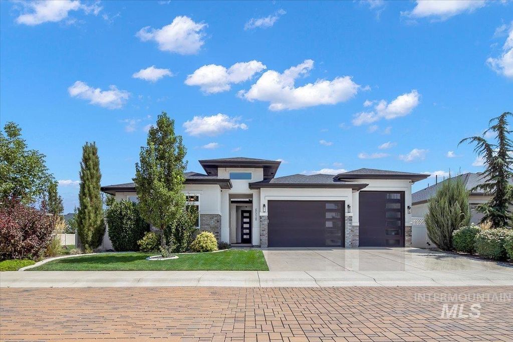 Photo of 4518 N Panaro Avenue, Meridian, ID 83646 (MLS # 98975269)