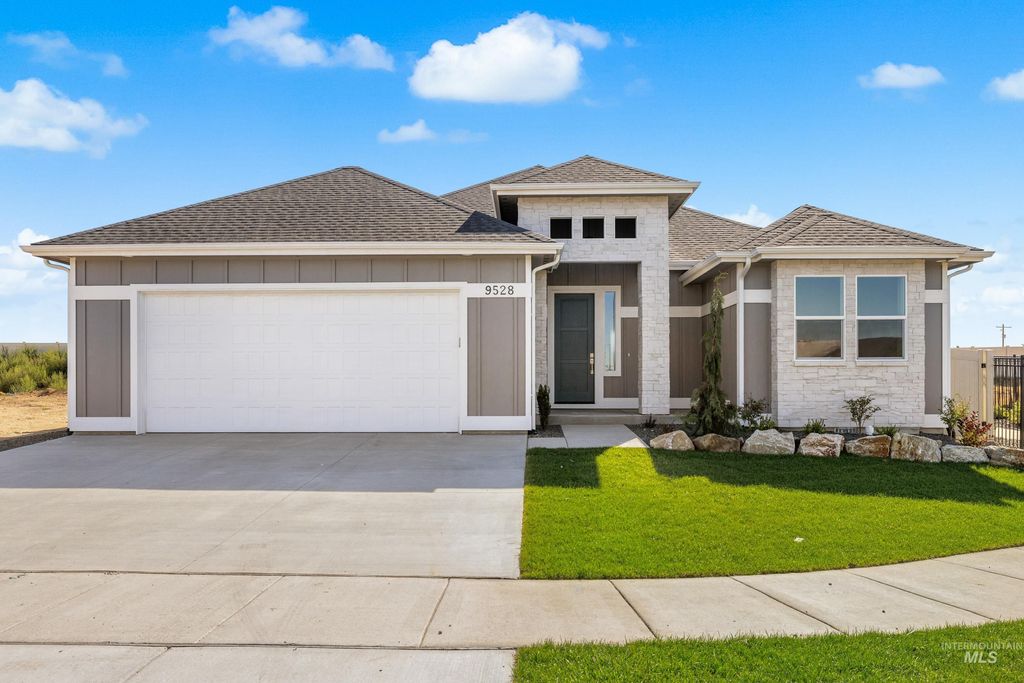 Photo of 9528 Green Cottage Ave, Kuna, ID 83634 (MLS # 98981407)