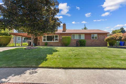 Photo of 2314 9th Ave, Lewiston, ID 83501 (MLS # 98993646)
