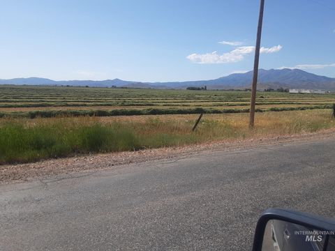 Photo of TBD Soldier Rd Ih Lot 1, Fairfield, ID 83327 (MLS # 98953173)