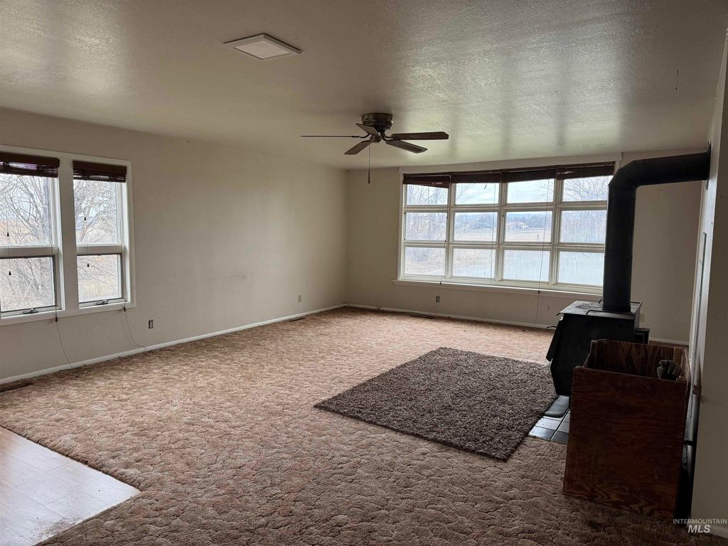 Photo of 755 E 1950 S, Bliss, ID 83314 (MLS # 98975313)