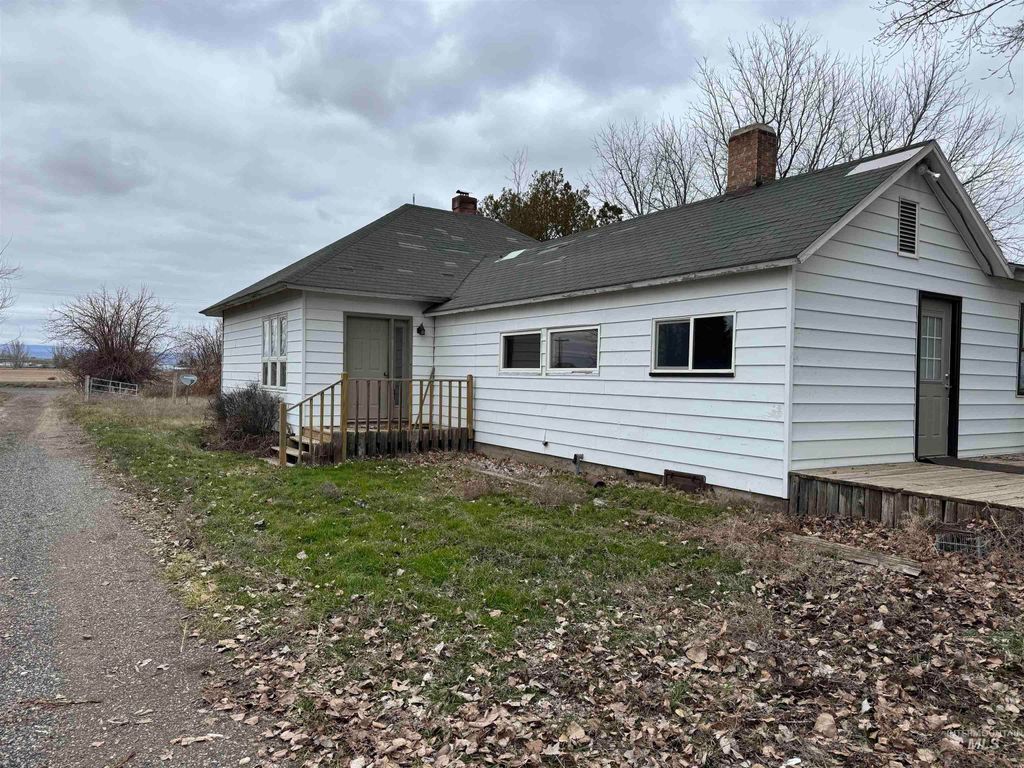 Photo of 755 E 1950 S, Bliss, ID 83314 (MLS # 98975313)