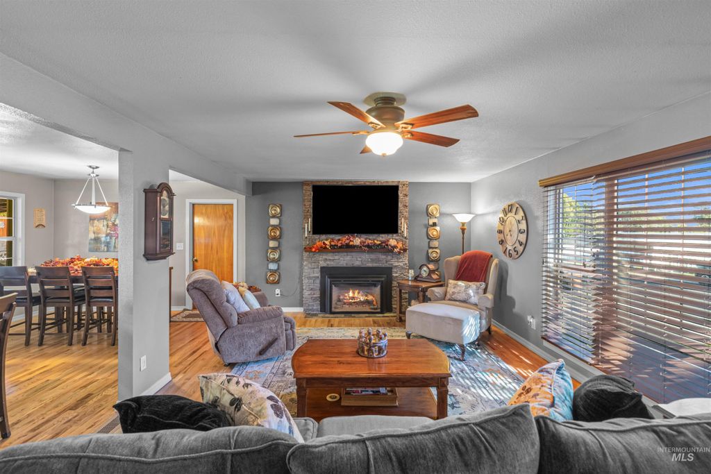 Photo of 1320 11th Street, Clarkston, WA 99403 (MLS # 98965138)