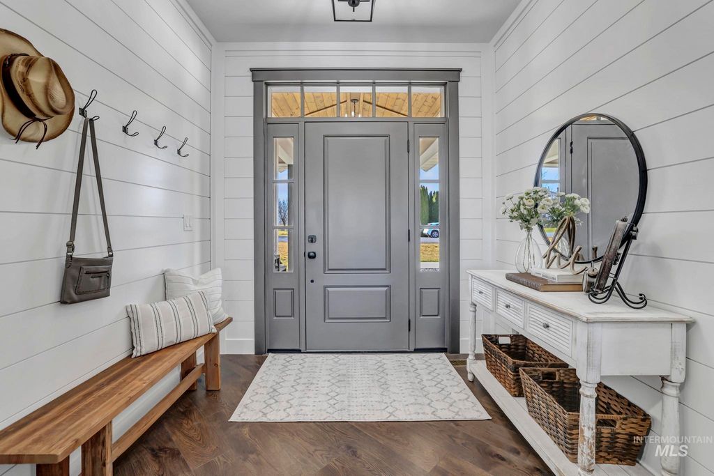 Photo of 3520 E 3980 N, Kimberly, ID 83341 (MLS # 98977089)