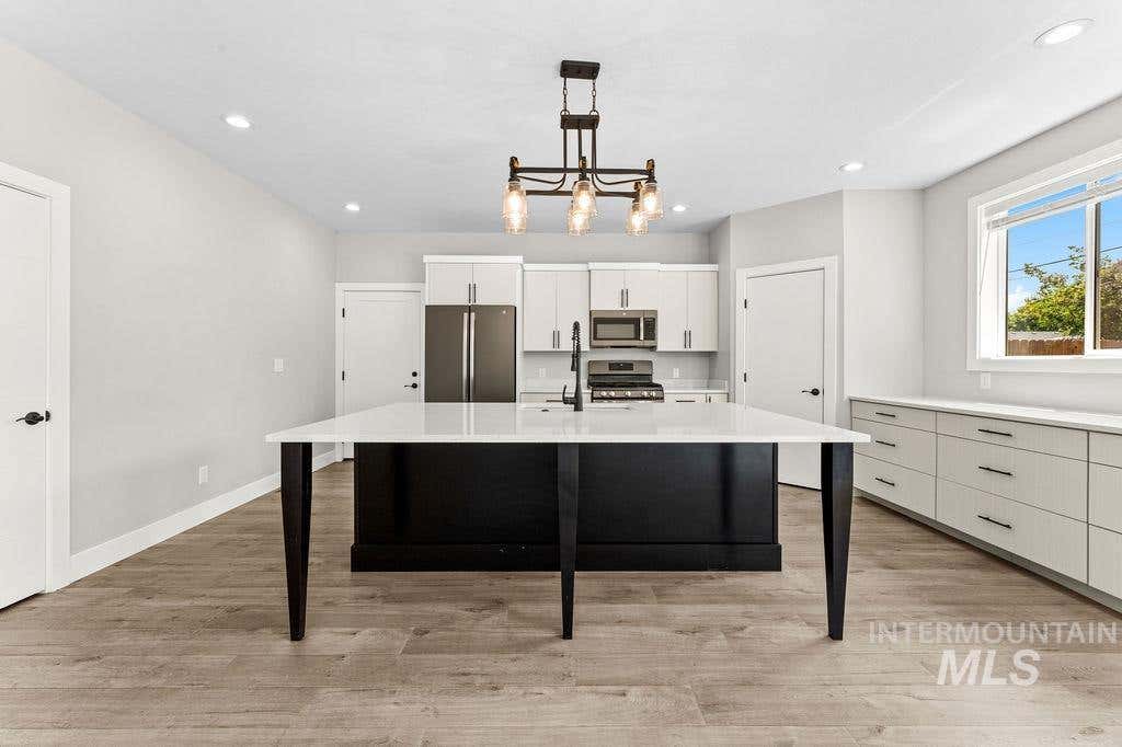 Photo of 2837 W Lemhi St, Boise, ID 83705 (MLS # 98996307)