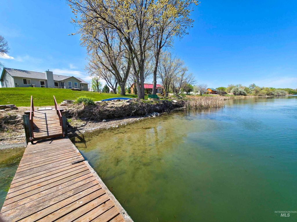 Photo of 10142 Airpark Loop Rd, Melba, ID 83641 (MLS # 98970197)