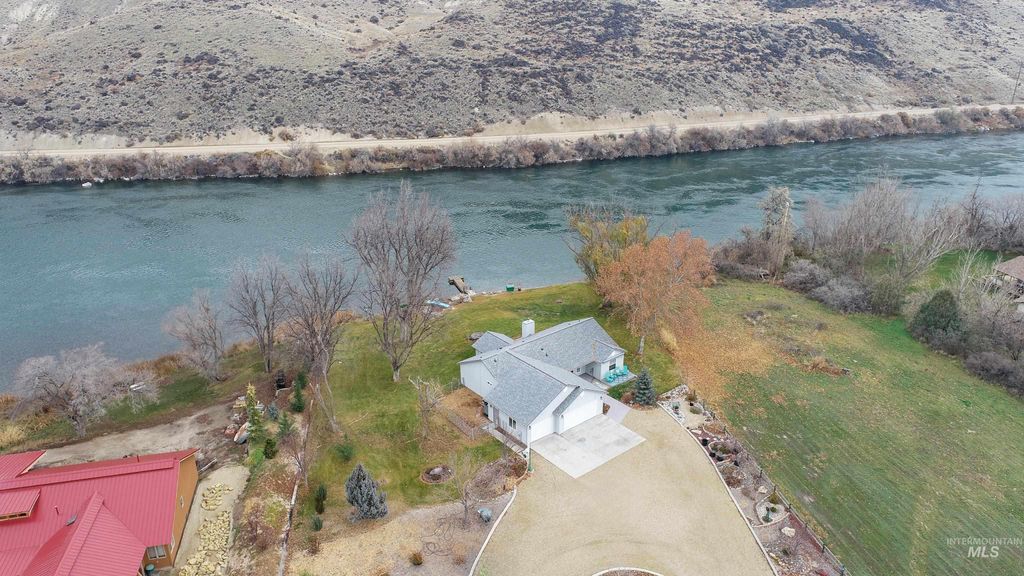 Photo of 10142 Airpark Loop Rd, Melba, ID 83641 (MLS # 98970197)