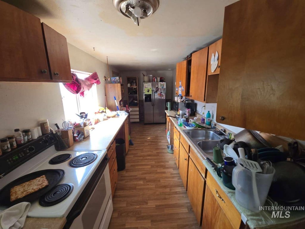 Photo of 1495 W 7th St, Weiser, ID 83672 (MLS # 98997070)