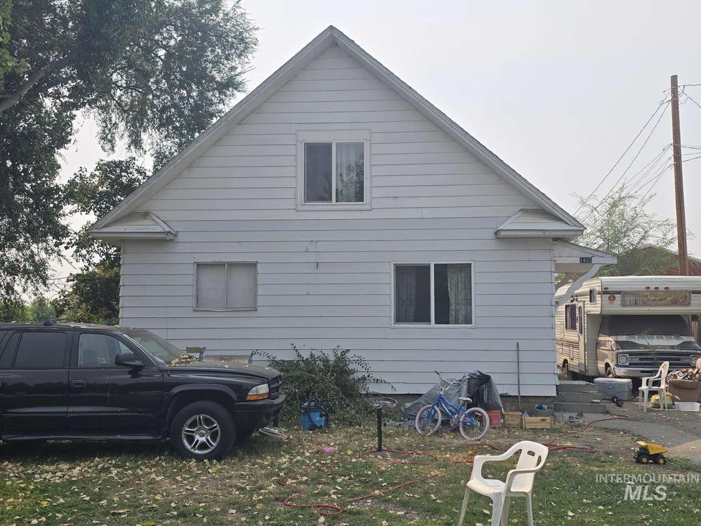 Photo of 1495 W 7th St, Weiser, ID 83672 (MLS # 98997070)