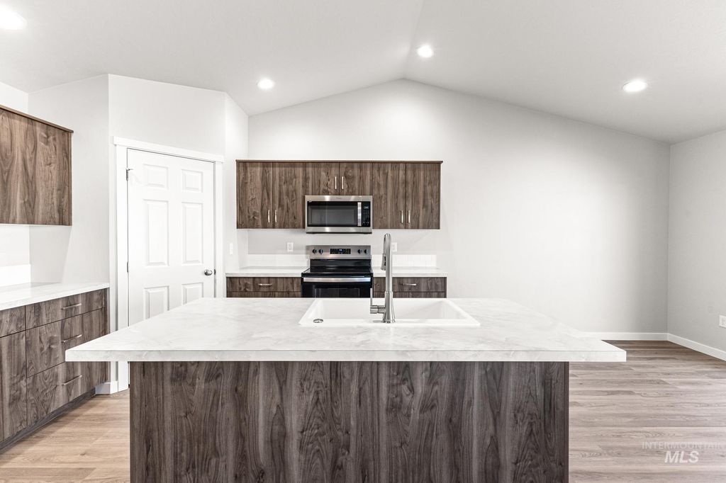 Photo of 7109 E Kilkenny Ct, Nampa, ID 83687 (MLS # 98979914)