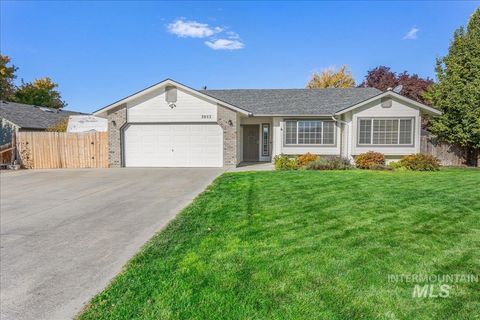 Photo of 3953 W Park Creek Dr, Meridian, ID 83642 (MLS # 98964400)