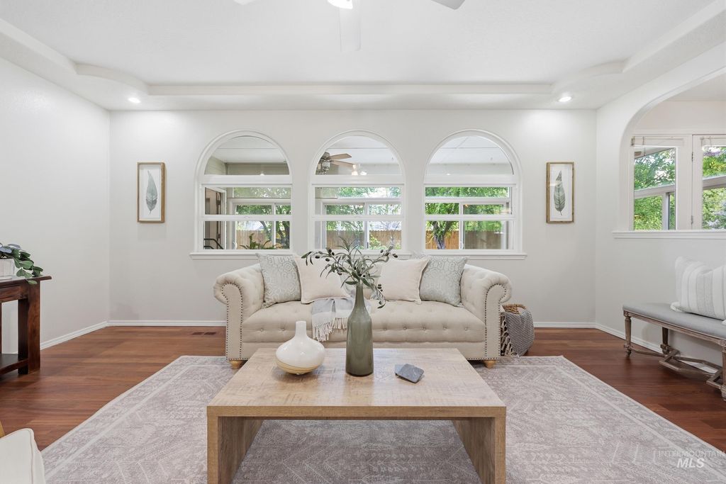 Photo of 5539 E Bay Trail Ct, Boise, ID 83716 (MLS # 98982113)