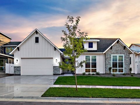 Photo of 13663 N Spring Creek Way, Boise, ID 83714 (MLS # 98986183)