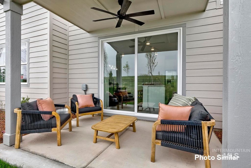 Photo of 1821 N Big Star Ave, Eagle, ID 83616 (MLS # 98972874)