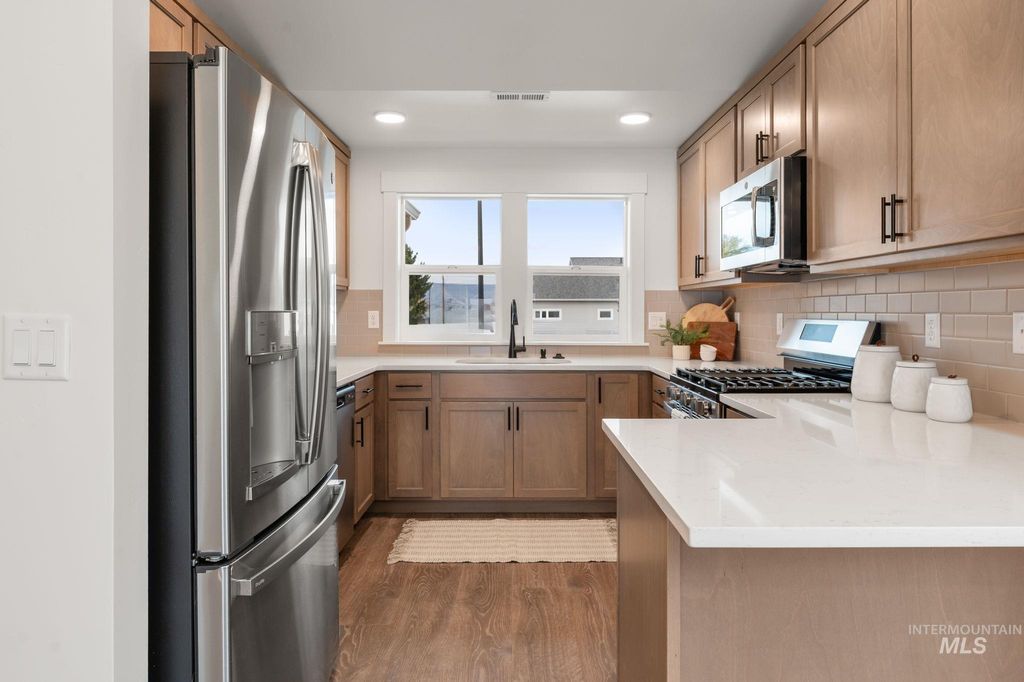 Photo of 3217 Blackhawk Court, Lewiston, ID 83501 (MLS # 98959150)