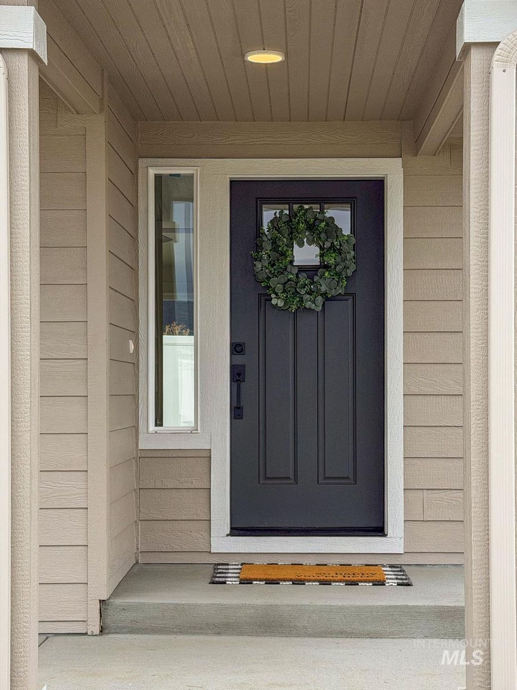 Photo of 3217 Blackhawk Court, Lewiston, ID 83501 (MLS # 98959150)