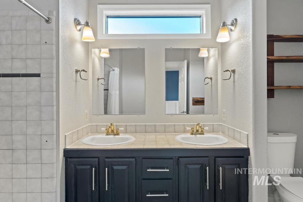 Photo of 3684 W Stanwich Dr, Meridian, ID 83646 (MLS # 98970768)