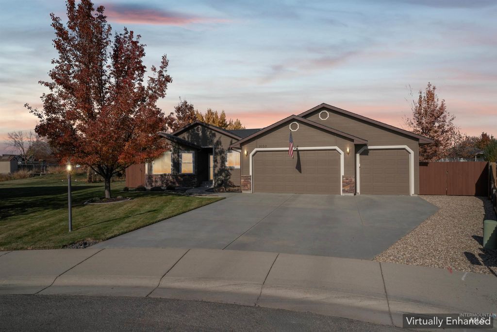 Photo of 1050 E Cougar Creek Court, Meridian, ID 83646 (MLS # 98969095)