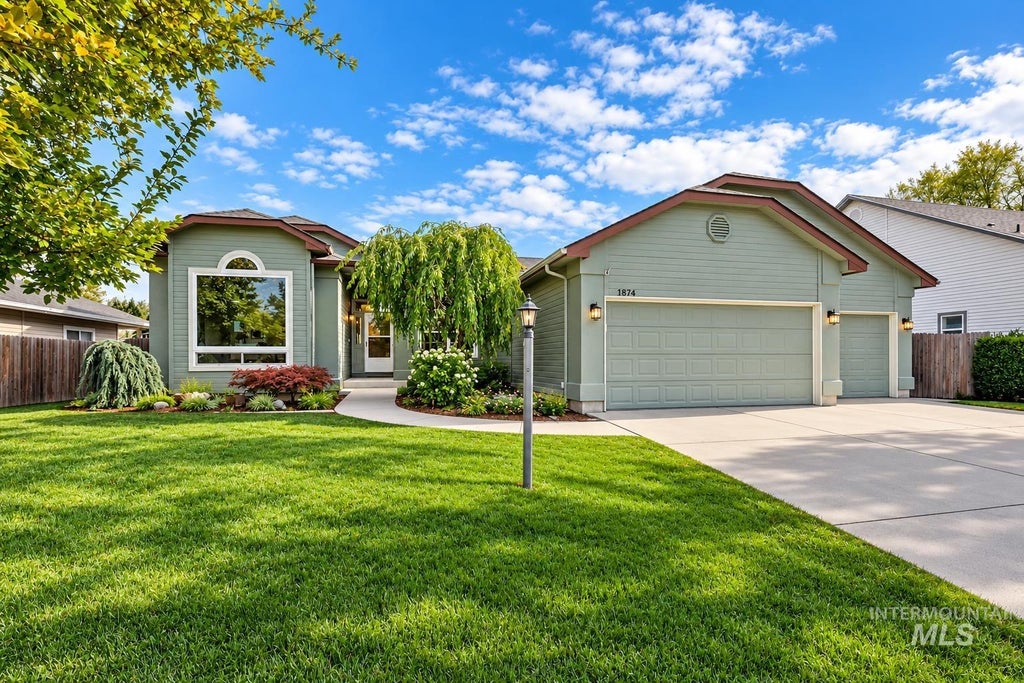 Photo of 1874 N Heath Avenue, Boise, ID 83713 (MLS # 99005100)
