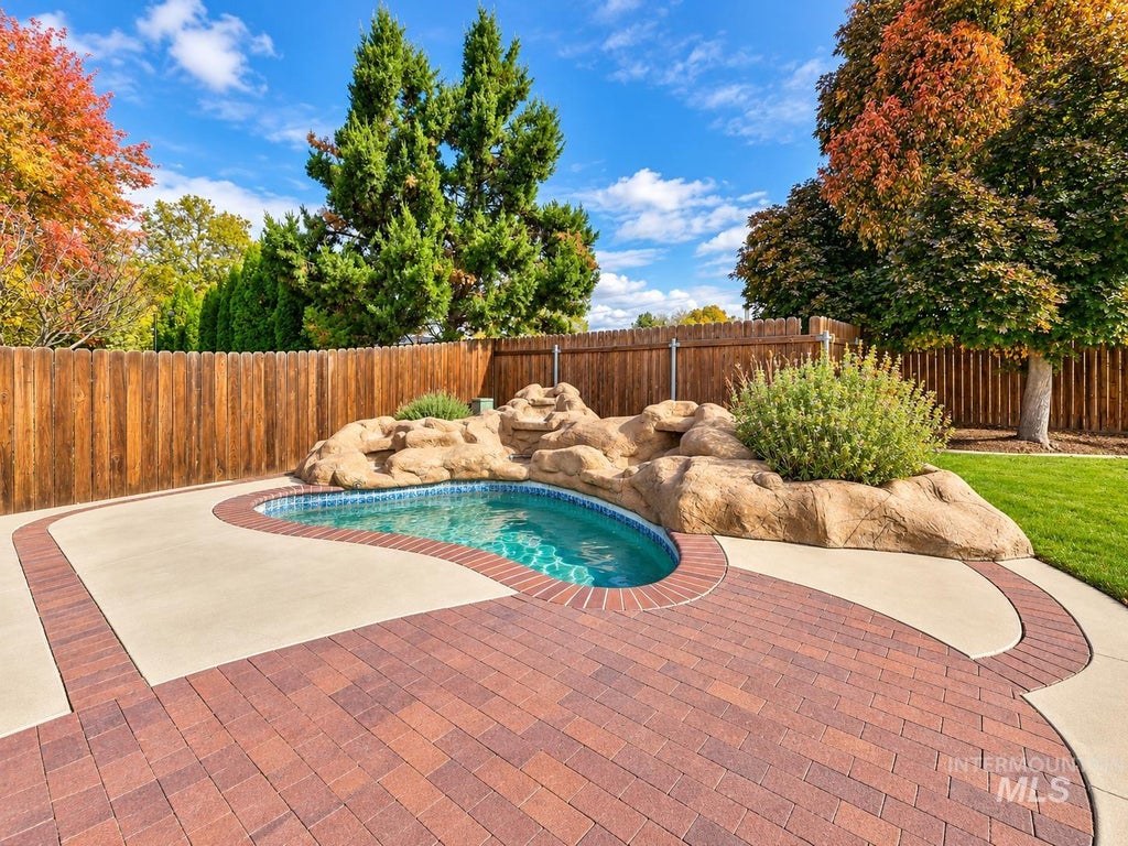 Photo of 1874 N Heath Avenue, Boise, ID 83713 (MLS # 99005100)