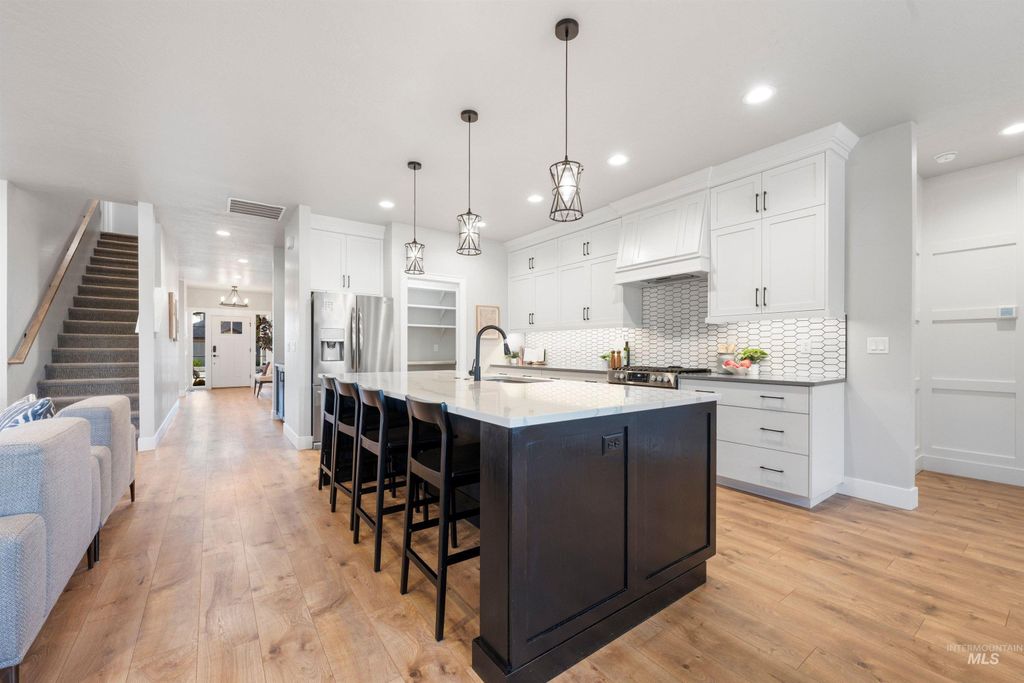 Photo of 11784 W Sailing Hawk Drive, Star, ID 83669 (MLS # 98983561)