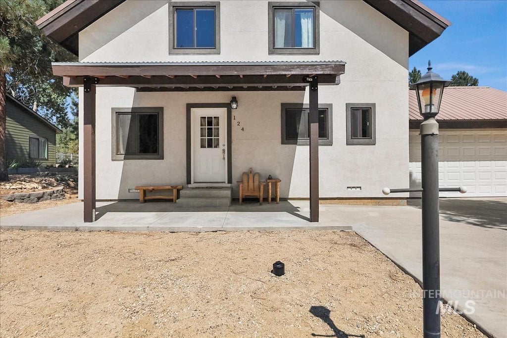 Photo of 124 Mores Creek Dr, Idaho City, ID 83631 (MLS # 98999634)
