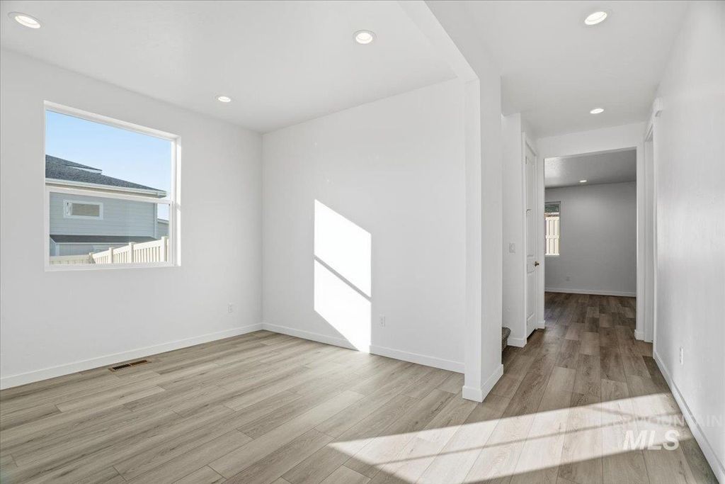 Photo of 1216 Stirling Meadows Ct, Middleton, ID 83644 (MLS # 98968000)