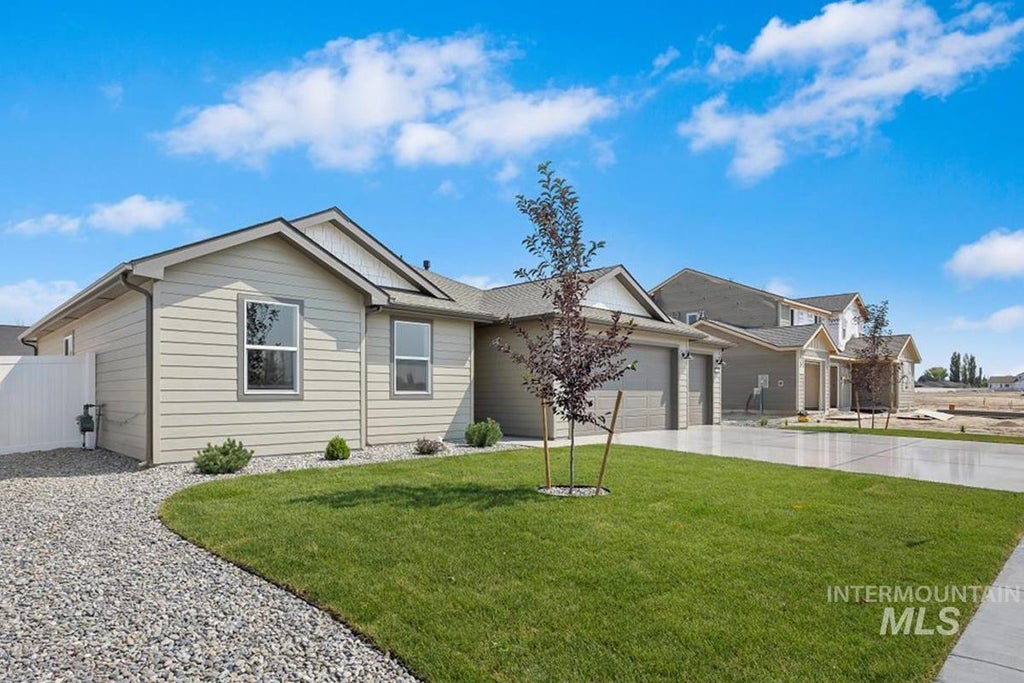 Photo of 676 Maxine Lane West LN #Homesite 309, Kimberly, ID 83341 (MLS # 98994877)