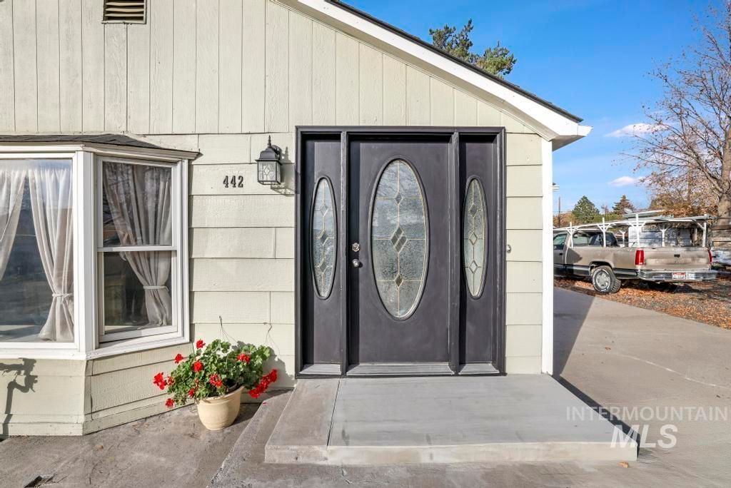 Photo of 442 1st Ave W Ave, Jerome, ID 83338 (MLS # 98968100)