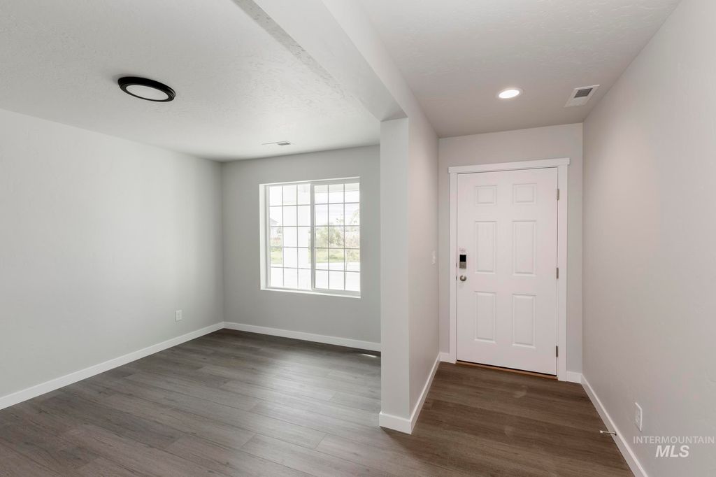 Photo of 1602 Long Pond St, Middleton, ID 83644 (MLS # 98969290)