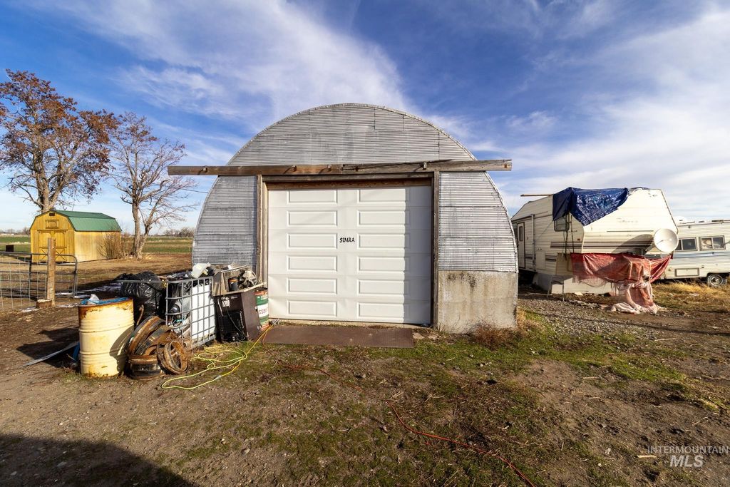 Photo of 504 S 300 W, Heyburn, ID 83336 (MLS # 98971713)