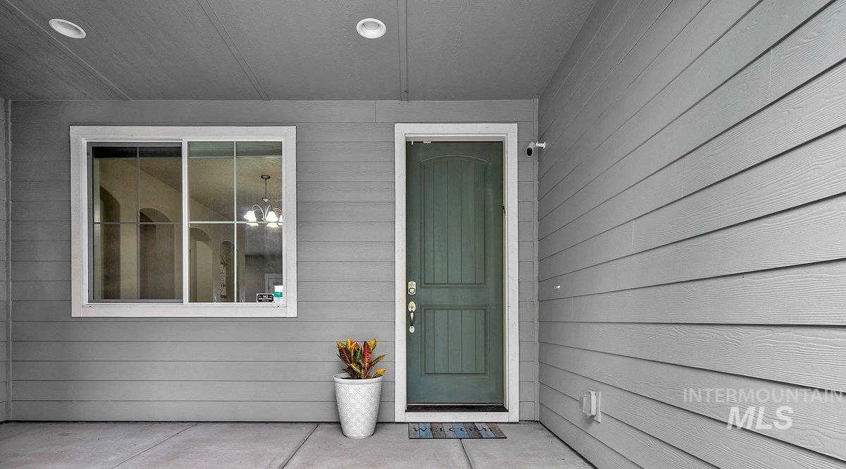 5360 W Grand Rapids St