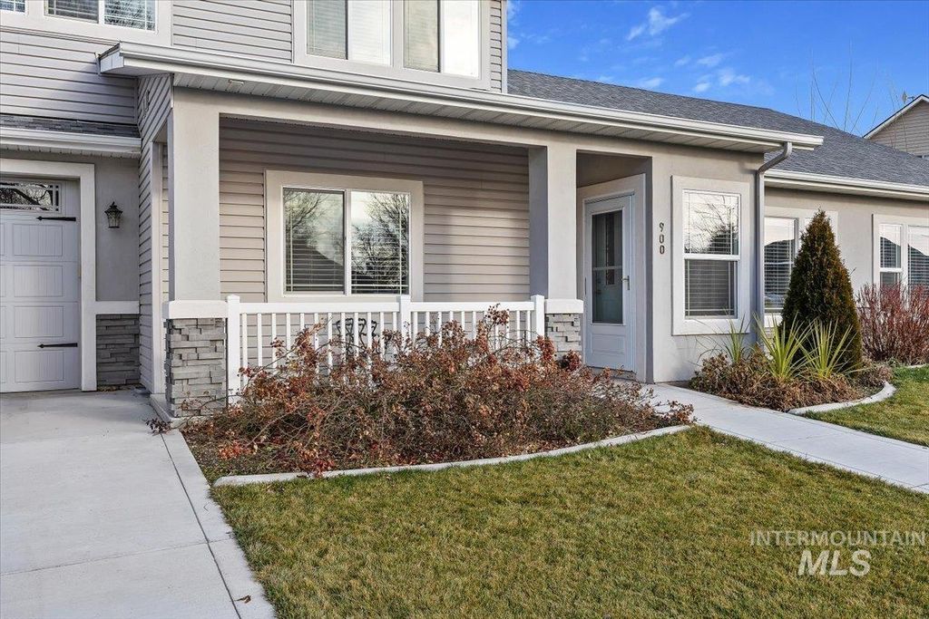 Photo of 900 Glen Eagle Dr, Jerome, ID 83338 (MLS # 98972281)