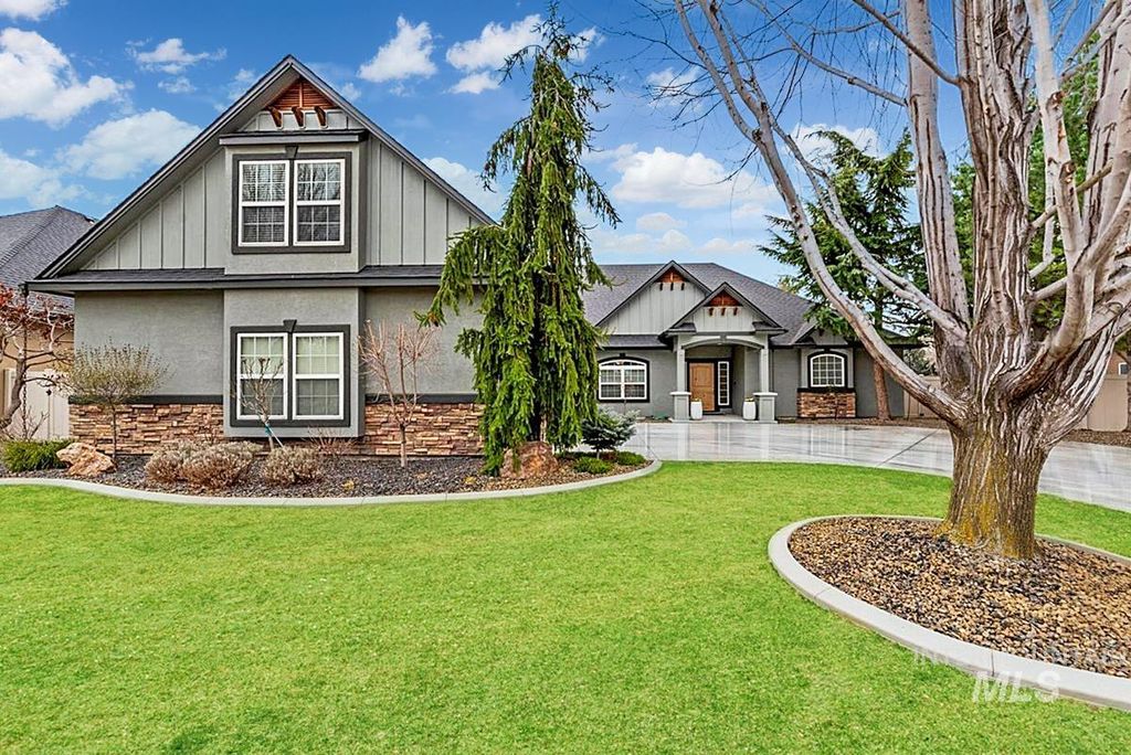 Photo of 3758 S Merrivale Way, Meridian, ID 83642 (MLS # 98979312)