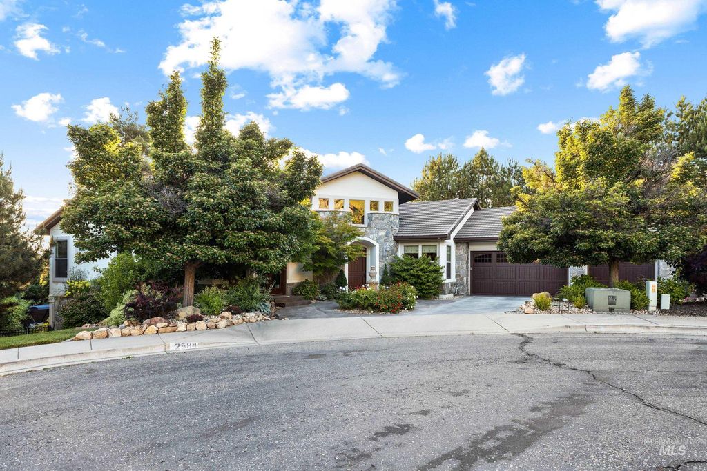 Photo of 2584 E Varco Via Ct, Boise, ID 83712 (MLS # 98990214)