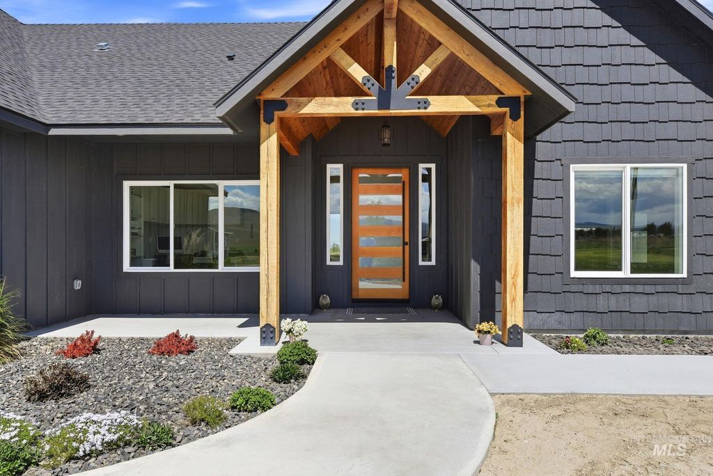 Photo of 6335 Johnstone Rd, Homedale, ID 83628 (MLS # 98984188)