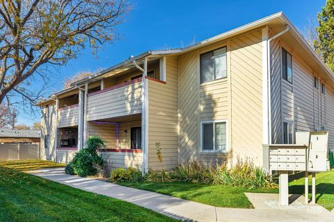 Photo of 6907 W Colehaven Lane, Boise, ID 83704 (MLS # 98984914)