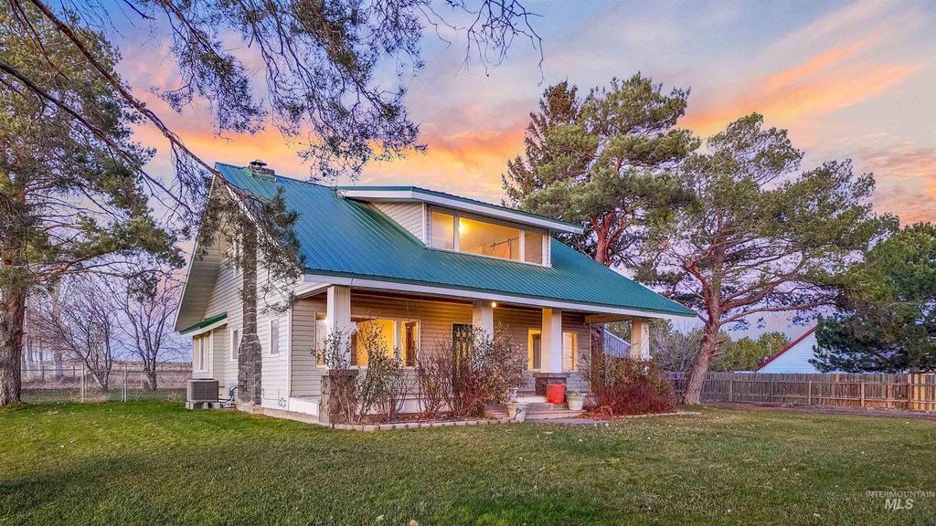 Photo of 476 E 200 S, Jerome, ID 83338 (MLS # 98967034)