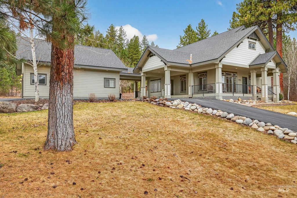 Photo of 3901 Ponderosa Court, New Meadows, ID 83654 (MLS # 98978845)
