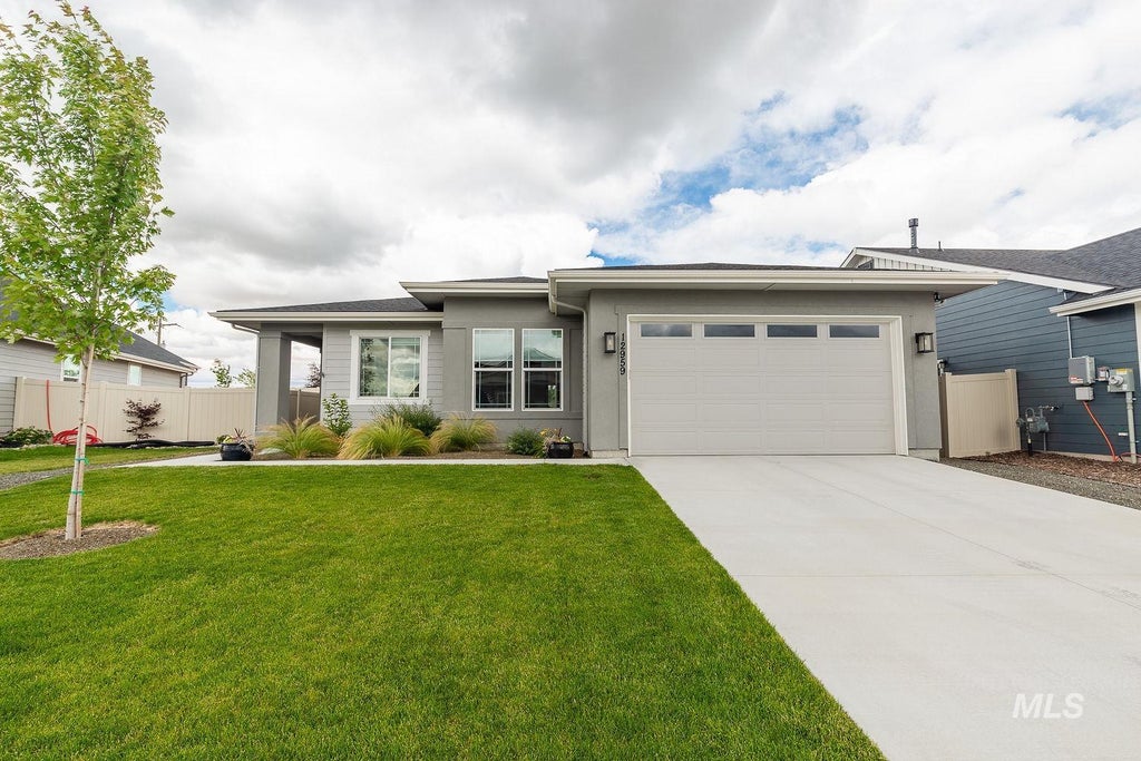 Photo of 12959 S Nuova Way, Nampa, ID 83686 (MLS # 99001660)